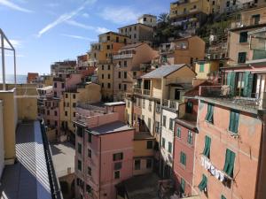A general view of Riomaggiore or a view of the city taken from Az apartmant
