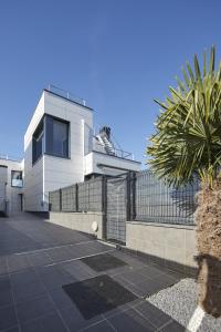 The building in which the holiday home is located