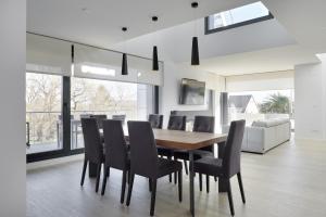 A seating area at Villa Alimar - Basque Stay