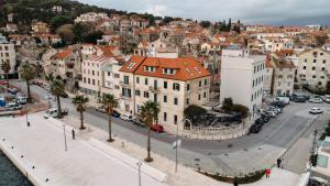 Nespecifikovaný výhled na destinaci Split nebo výhled na město při pohledu z apartmánu