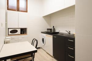 Dapur atau dapur kecil di T1 Rue CASTELLANE