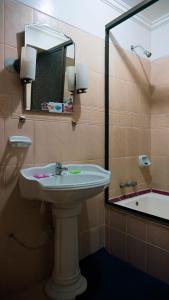 Kylpyhuone majoituspaikassa Hostal La Magia de Uyuni