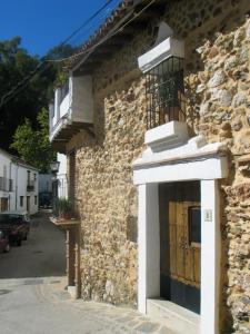 Vacation Home Banujali, Benadalid, Spain - Booking.com