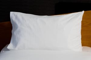 A bed or beds in a room at Holiday Inn Express Milton Keynes, an IHG Hotel 