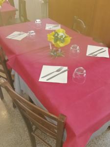 Foto sihtkohas Villa Santina asuva majutusasutuse Albergo alla Pineta galeriist