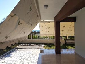 Μπαλκόνι ή βεράντα στο Halkidiki Holy East House