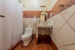 Koupelna v ubytování Hotel Monte Real + 37 fotografií