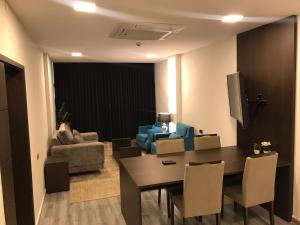 Зона вітальні в Hotel Sun