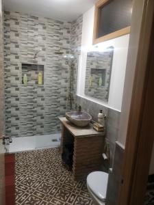 Kúpeľňa v ubytovaní Apartamentos Fuente Nueva II