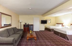 Gallery image of Days Inn by Wyndham Shenandoah in The Woodlands