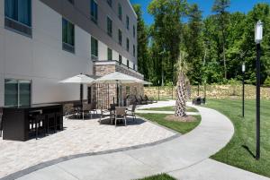 Gallery image of Holiday Inn Express & Suites - Charlotte Airport, an IHG Hotel in Charlotte