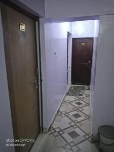 Imagen de la galería de RADHA MADHAV GUEST HOUSE, en Mathura