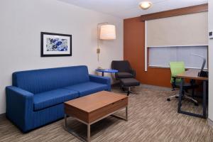 Imagen de la galería de Holiday Inn Express & Suites Buffalo Downtown, an IHG Hotel, en Buffalo