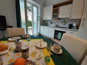 Kuchyňa alebo kuchynka v ubytovaní Saglia Apartments