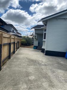 Gallery image of Knights rd beauty in Lower Hutt