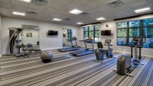 Fitnesscenter och/eller fitnessfaciliteter på Holiday Inn & Suites Tupelo North, an IHG Hotel