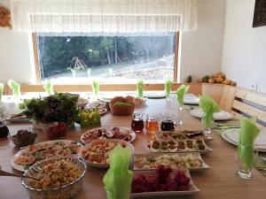 Φωτογραφία από το άλμπουμ του Pensiunea L`Amoro σε Neagra Şarului