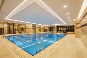 Bazén v ubytování Ottoman's Life Hotel Deluxe nebo v jeho okolí
