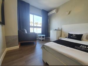 Gallery image of Spat Beach in Bat Yam