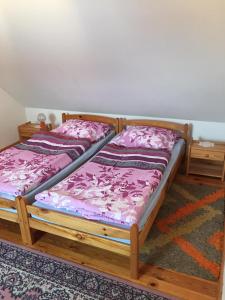 A bed or beds in a room at Agro privat