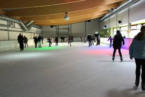 Photo de la galerie de l'établissement Kühlungsborn Ferienwohnung Sonnenresidenz, à Kühlungsborn