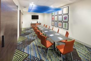 Holiday Inn Express & Suites - Indianapolis NW - Zionsville, an IHG Hotel 비즈니스 공간 또는 회의실