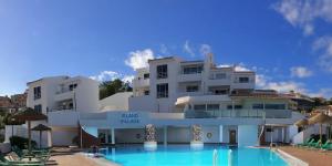 The swimming pool at or close to Penthouse 3 bedrooms, ocean view, near Siam Park