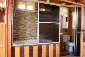Vannituba majutusasutuses Hilamito Lodge