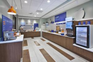 Fotografie z fotogalerie ubytování Holiday Inn Express - Auburn Hills South by IHG v destinaci Auburn Hills