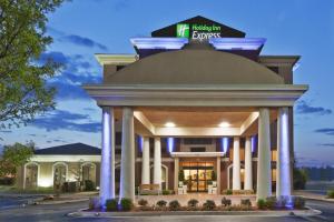 a rendering of the front of a hotel at Holiday Inn Express & Suites Midwest City by IHG in Midwest City