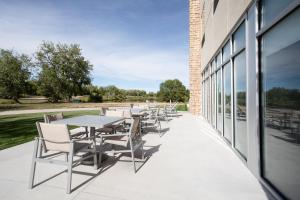 A balcony or terrace at Holiday Inn Express & Suites - Sterling, an IHG Hotel