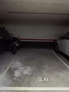 Zdjęcie z galerii obiektu Suite Bilbao Arena con plaza de garaje w mieście Bilbao