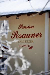Certifikát, hodnocení, plakát nebo jiný dokument vystavený v ubytování Pension Posauner