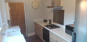 Foto sihtkohas Stratford-upon-Avon asuva majutusasutuse Bodhi Tree Cottage - Grove Road Cottages galeriist +14 fotot