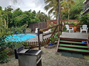 Kolam renang di atau dekat dengan Le Chalet Tropical