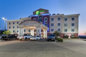 Foto dalla galleria di Holiday Inn Express Hotel & Suites Byram, an IHG Hotel a Byram