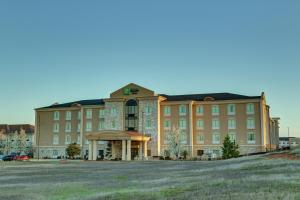 Imagen de la galería de Holiday Inn Express Hotel & Suites Texarkana East, an IHG Hotel, en Texarkana