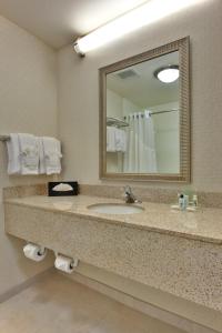 Imagen de la galería de Holiday Inn & Suites Bakersfield, an IHG Hotel, en Bakersfield