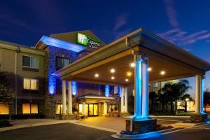 Imagen de la galería de Holiday Inn Express Hotel & Suites Jacksonville-Blount Island, an IHG Hotel, en Jacksonville