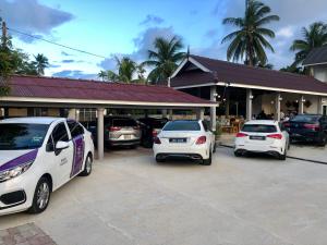 Gallery image of Lakse Inn Homestay in Kampong Pengkalan Maras