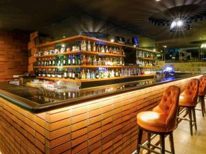 Mercure Penang Beach酒廊或酒吧区
