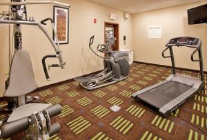 Holiday Inn Express Hotel & Suites St. Charles, an IHG Hotel