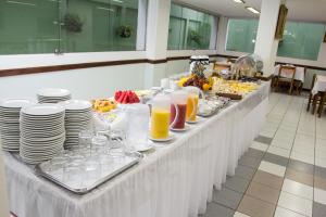 Comida no hotel ou em algum lugar perto