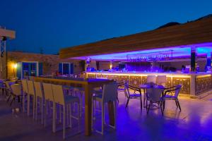Фотография из галереи Bellazure Hotel в Акьярларе
