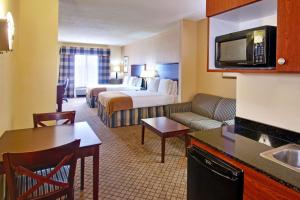 Imagen de la galería de Holiday Inn Express Hotel & Suites Millington-Memphis Area, an IHG Hotel, en Millington