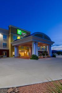 Afbeelding uit fotogalerij van Holiday Inn Express and Suites Alpine, an IHG Hotel in Alpine