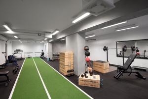 Fitness centrum a/nebo fitness zařízení v ubytování Quality Hotel Grand Kristianstad