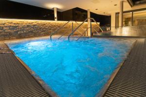 Bassein majutusasutuses Hotel St. Georg või selle lähedal