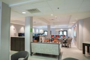 Holiday Inn & Suites Raleigh Cary, an IHG Hotel