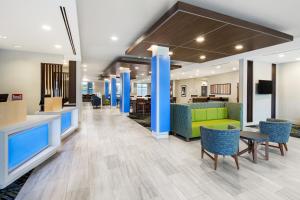 Posezení v ubytování Holiday Inn Express & Suites Lubbock Central - Univ Area by IHG + 24 fotografií